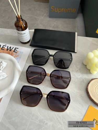 F*endi Glasses XX 20230710-50