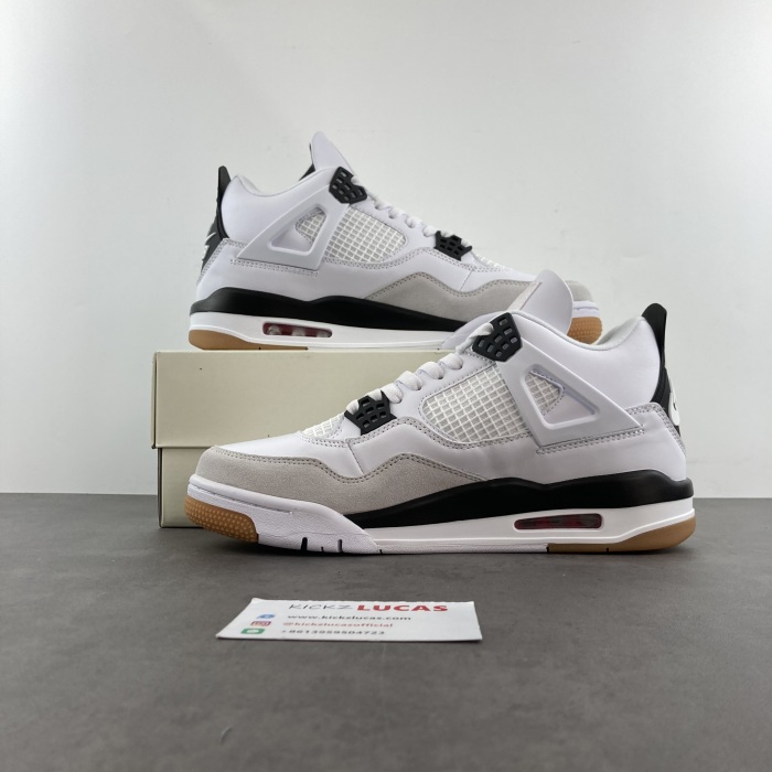 Air Jordan 4 Retro SB Pine Black DR5415-100