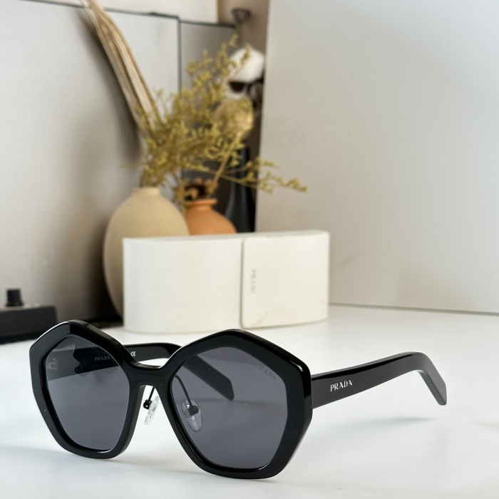 P*rada Glasses Top XX 20230711-98