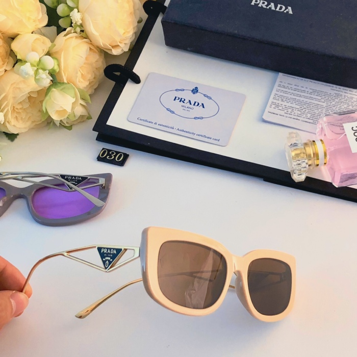 P*rada Glasses Top XX 20230711-59