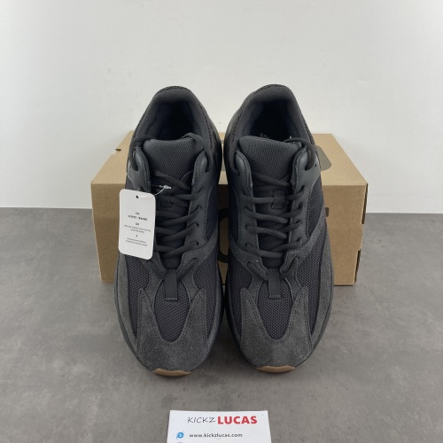 Yeezy Boost 700 Utility Black FV5304