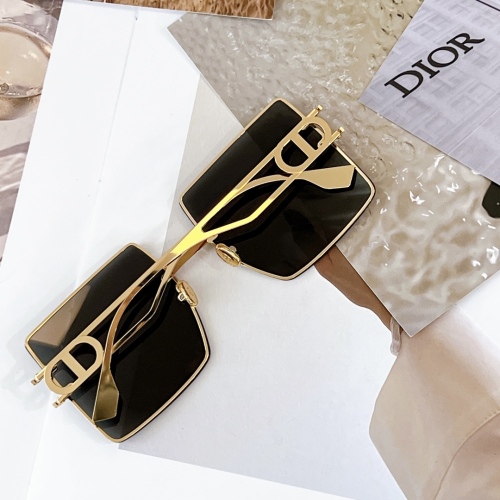 D*ior Glasses XX 20230712-68