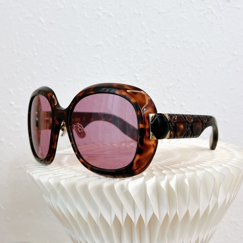 D*ior Glasses XX 20230712-72