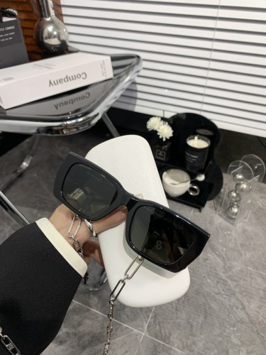 B*urberry Glasses XX 20230712-75