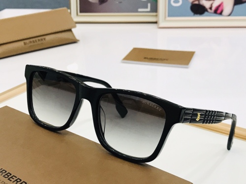 B*urberry Glasses XX 20230713-22