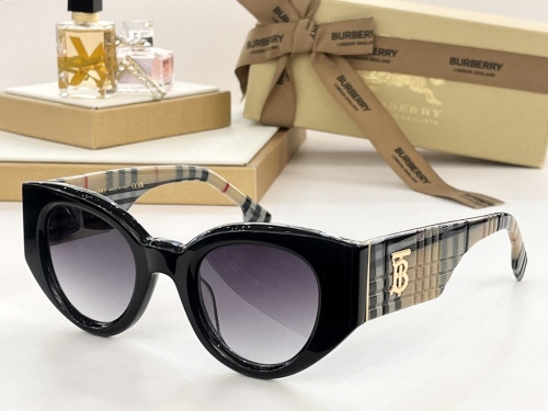 B*urberry Glasses XX 20230713-5