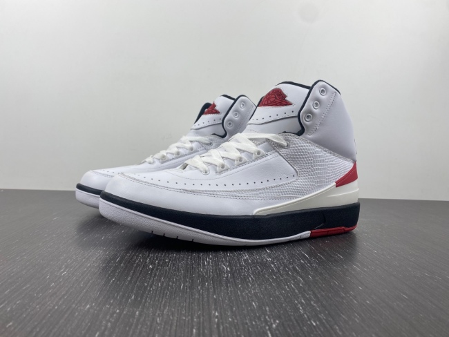 Air Jordan 2 Retro OG Chicago  DX2454-106