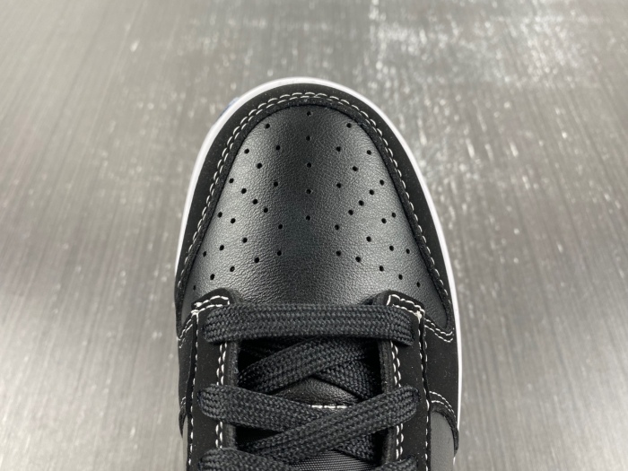 Dunk Low Airbrush Swoosh Black FD6923-001