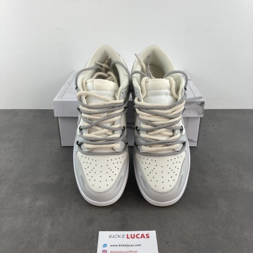 SB Dunk Low Csutom Paper airplane DJ6188-100