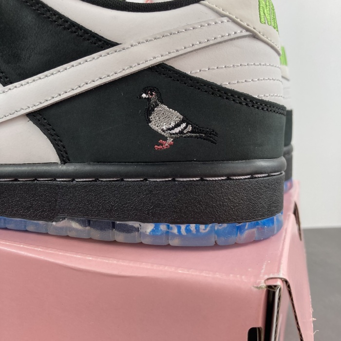 SB Dunk Low Staple Panda Pigeon BV1310-013