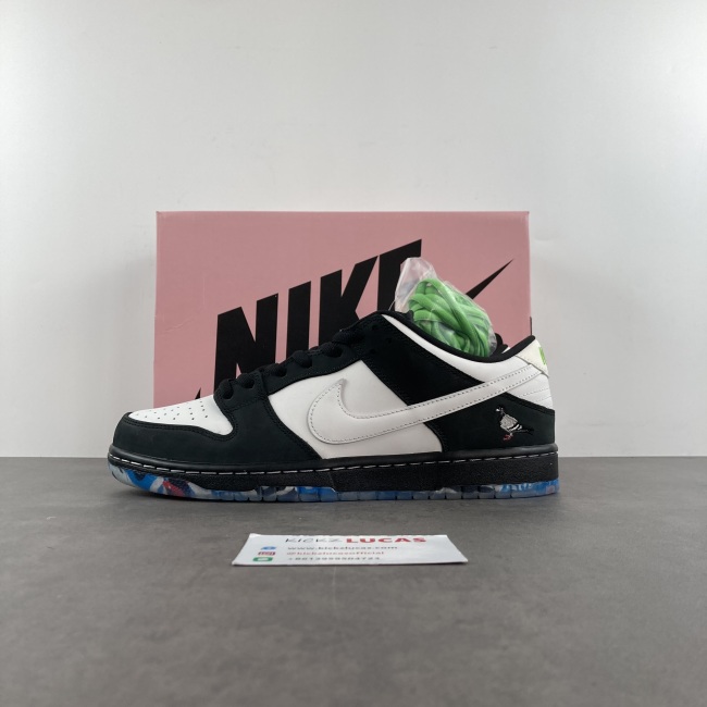 SB Dunk Low Staple Panda Pigeon BV1310-013