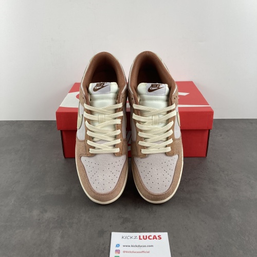 Dunk Low Medium Curry DD1390-100