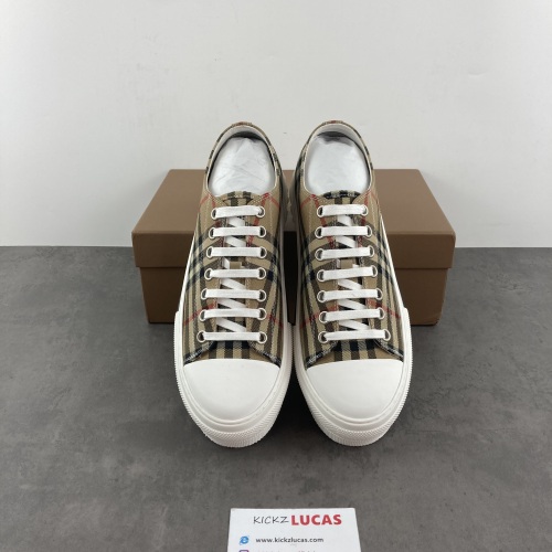 Men B*urberry Top Sneaker Low CP 20230614-2