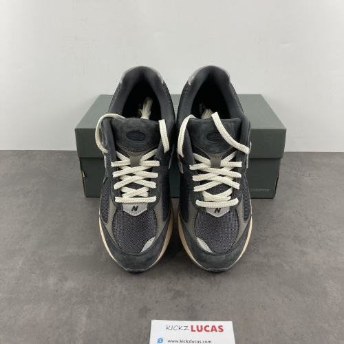 New Balance 2002R Black Dark Grey  M2002RHO