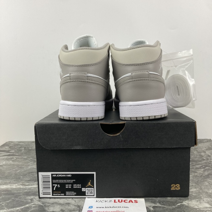 Air Jordan 1 Mid Linen 554724-082