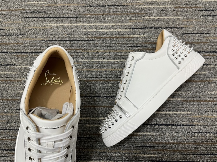 Men and Women C*hristian L*ouboutin Low Top Sneakers YP 20230810-4