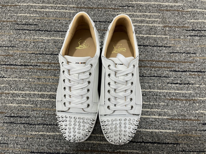 Men and Women C*hristian L*ouboutin Low Top Sneakers YP 20230810-4