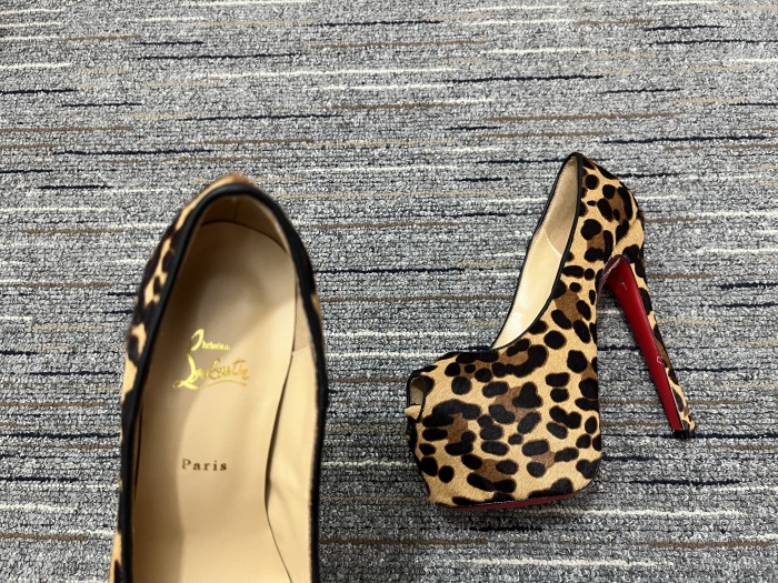 Women C*hristian L*ouboutin Pump Top CL 20230818-30