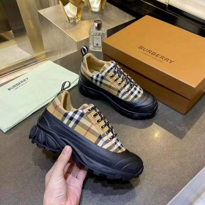 Women and Men B*urberry Top Sneaker CL 20230613-96