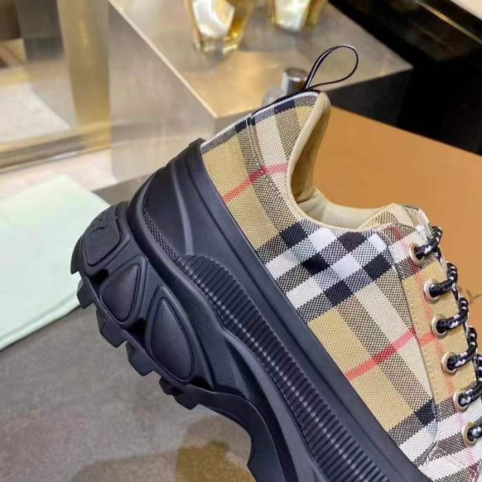 Women and Men B*urberry Top Sneaker CL 20230613-96