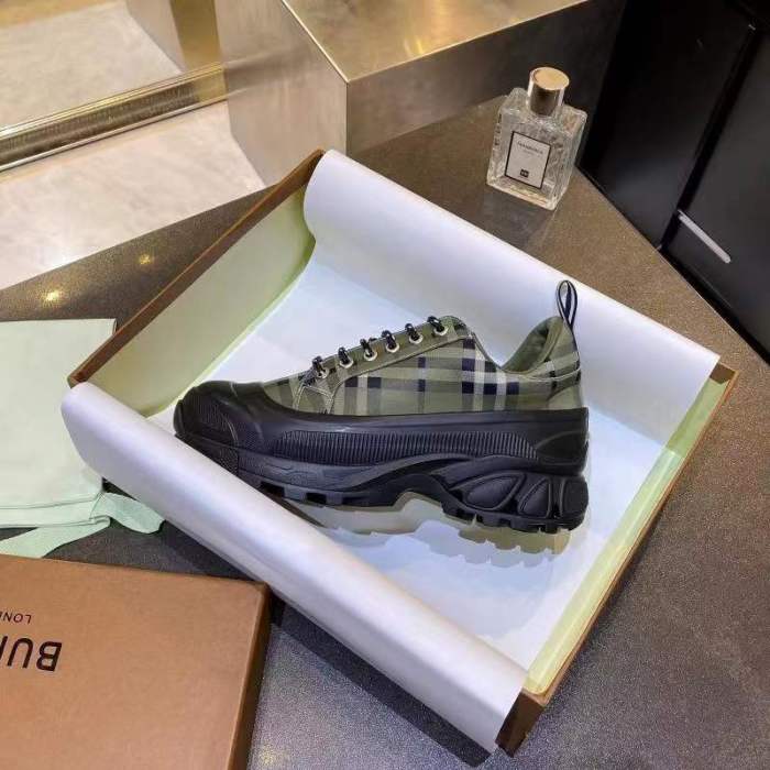 Women and Men B*urberry Top Sneaker CL 20230613-91