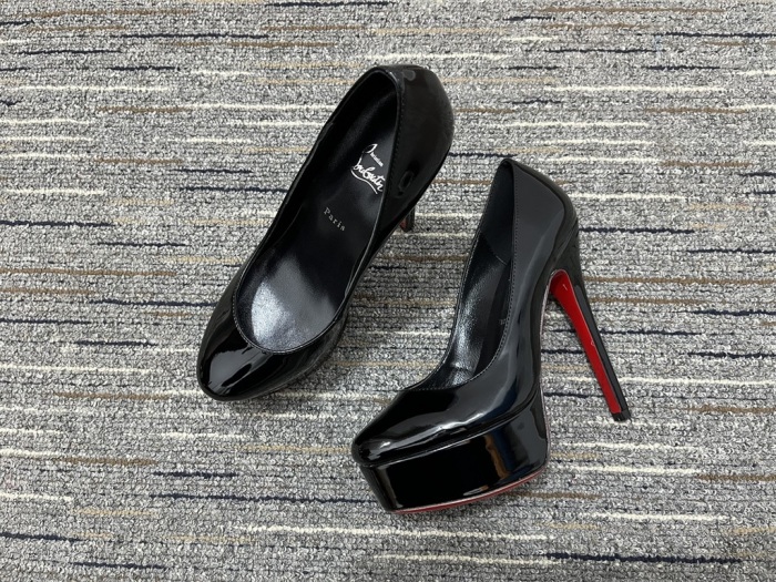 Women C*hristian L*ouboutin Pump Top CL 20230819-24