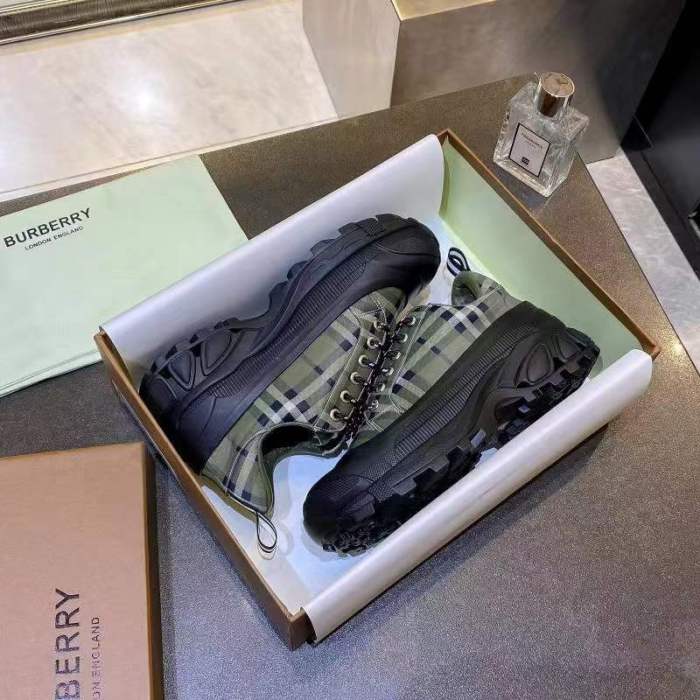 Women and Men B*urberry Top Sneaker CL 20230613-91