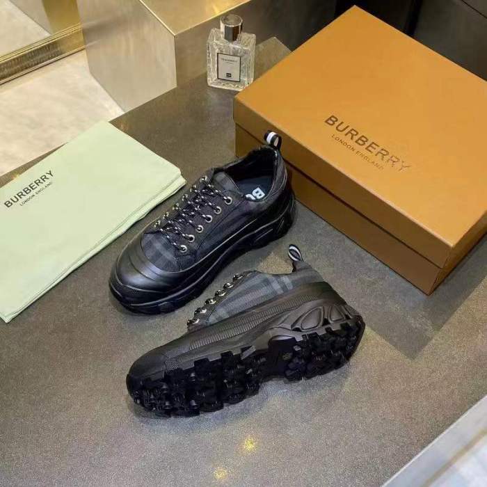 Women and Men B*urberry Top Sneaker CL 20230613-97