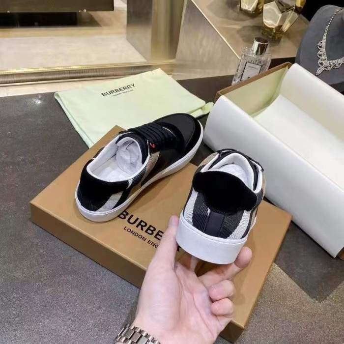 Women and Men B*urberry Top Sneaker CL 20230613-110