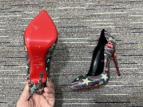 Women C*hristian L*ouboutin Pump Top CL 20230819-1