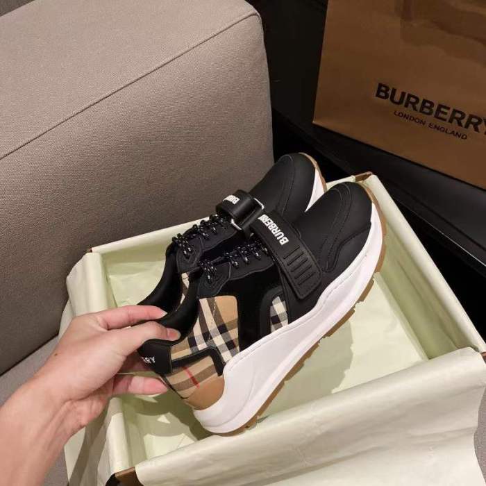 Women and Men B*urberry Top Sneaker CL 20230613-79