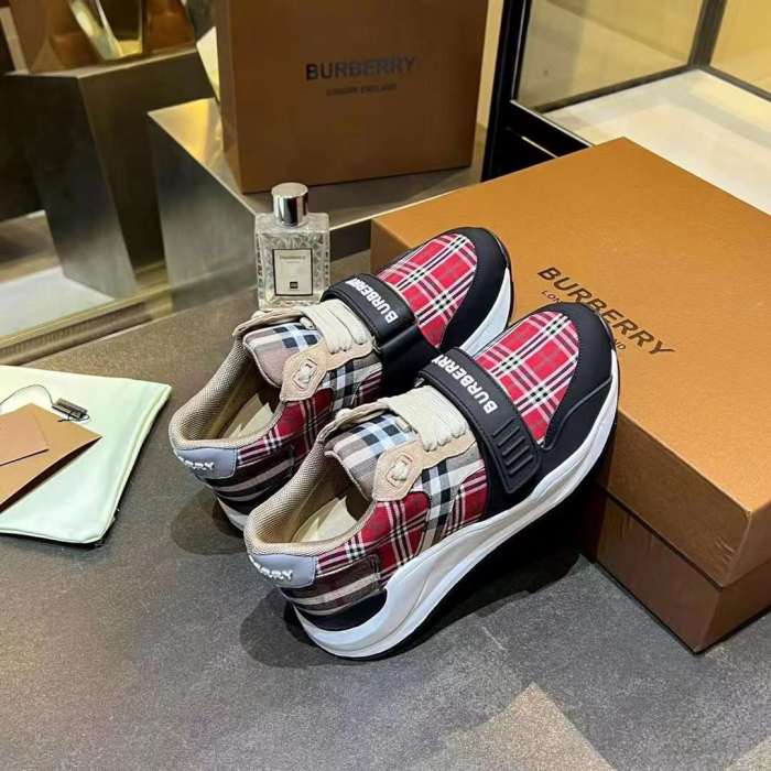 Women and Men B*urberry Top Sneaker CL 20230613-58