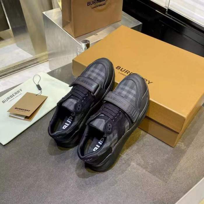 Women and Men B*urberry Top Sneaker CL 20230613-62