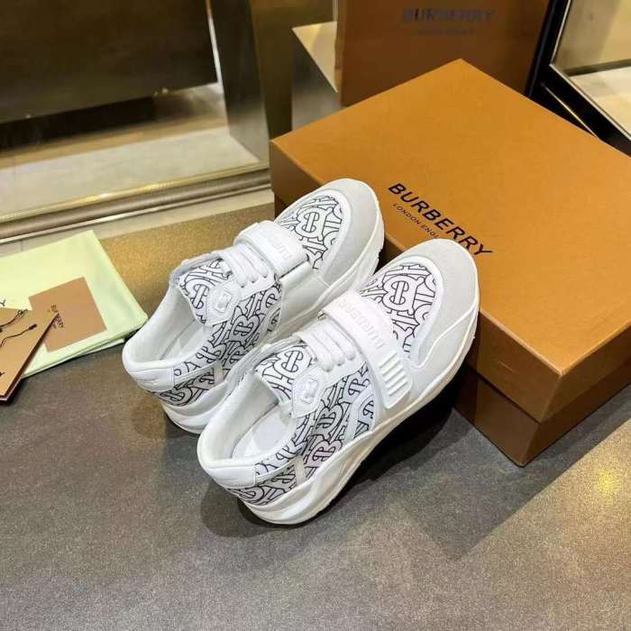 Women and Men B*urberry Top Sneaker CL 20230613-94