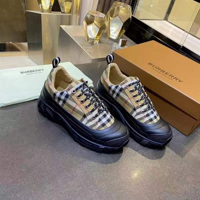 Women and Men B*urberry Top Sneaker CL 20230613-96