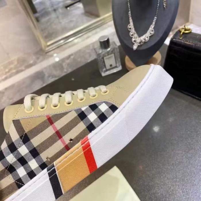 Women and Men B*urberry Top Sneaker CL 20230613-109
