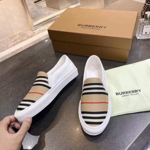 Women and Men B*urberry Top Sneaker CL 20230820-6