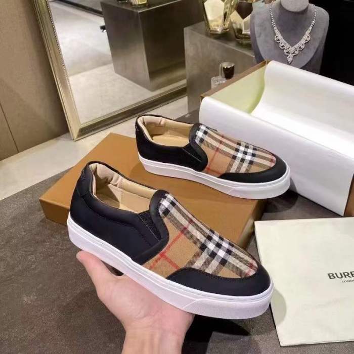 Women and Men B*urberry Top Sneaker CL 20230820-2