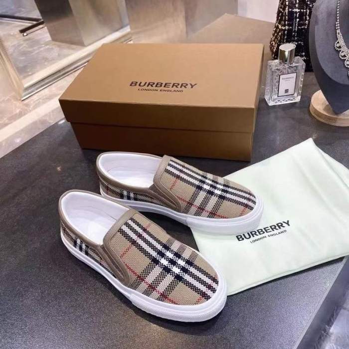 Women and Men B*urberry Top Sneaker CL 20230820-12