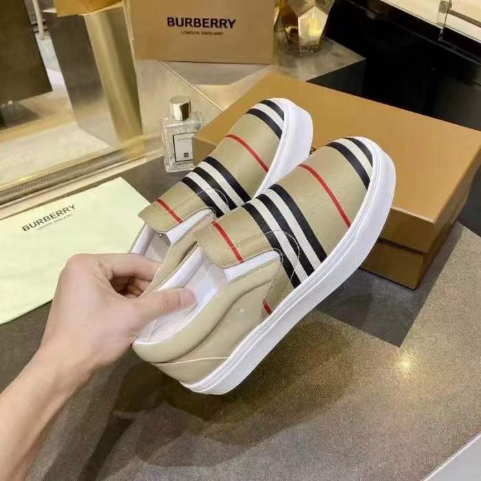 Women and Men B*urberry Top Sneaker CL 20230820-3