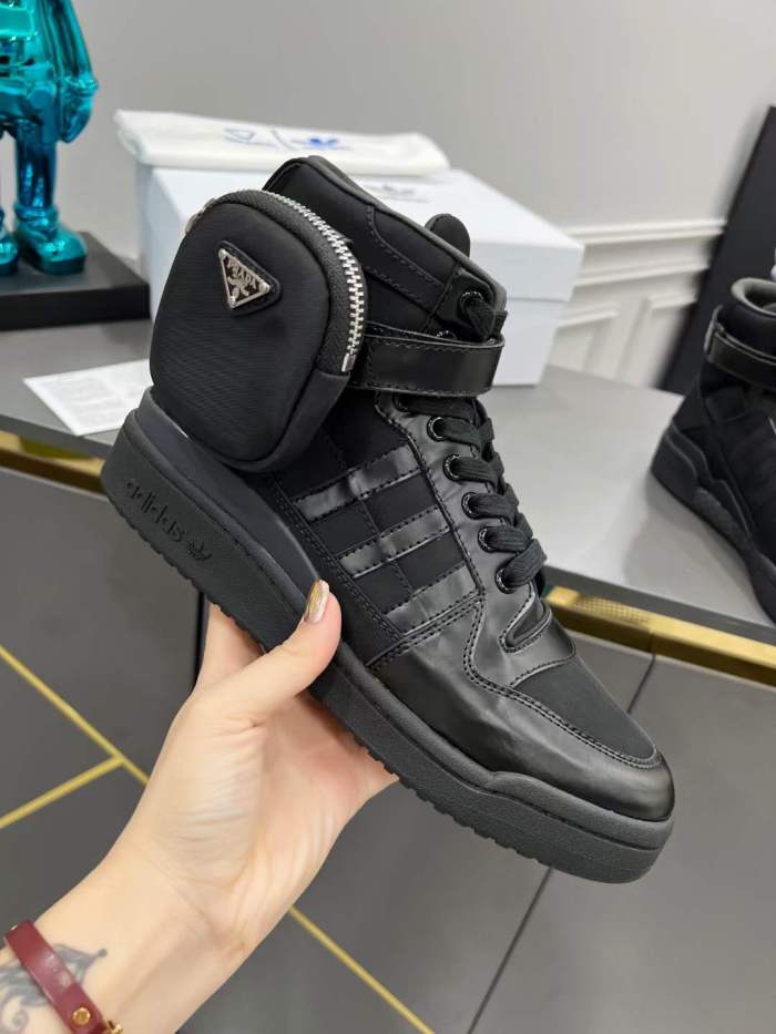 Men and Women P*rada Top Sneakers High CL 20230825-1