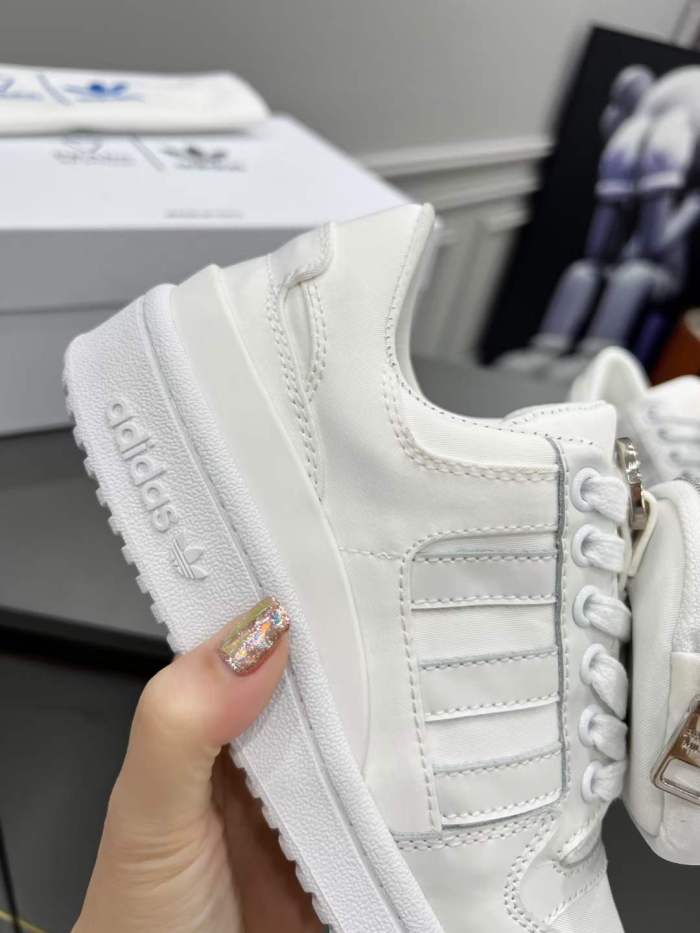 Men and Women P*rada Top Sneakers Low CL 20230825-4