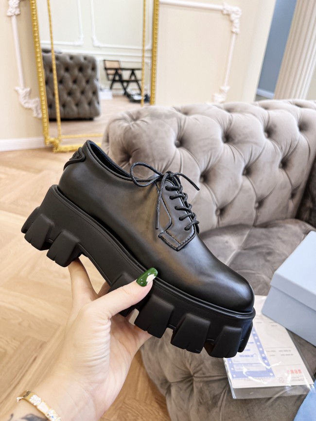 P*rada Top Loafer CL 23030831-23