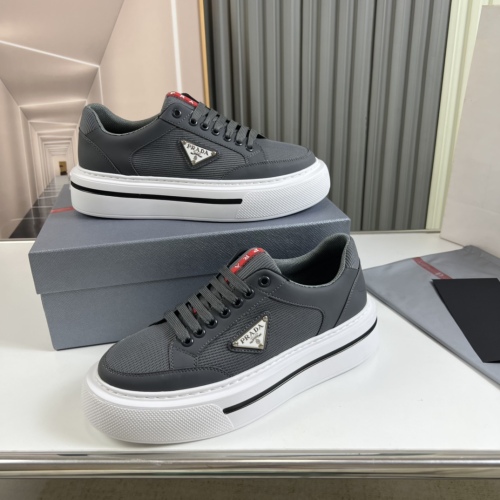 P*rada Top Sneakers Low CL 20230831-42