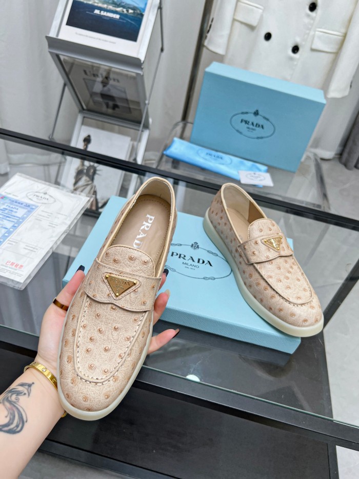 P*rada Top Loafer CL 23030831-90