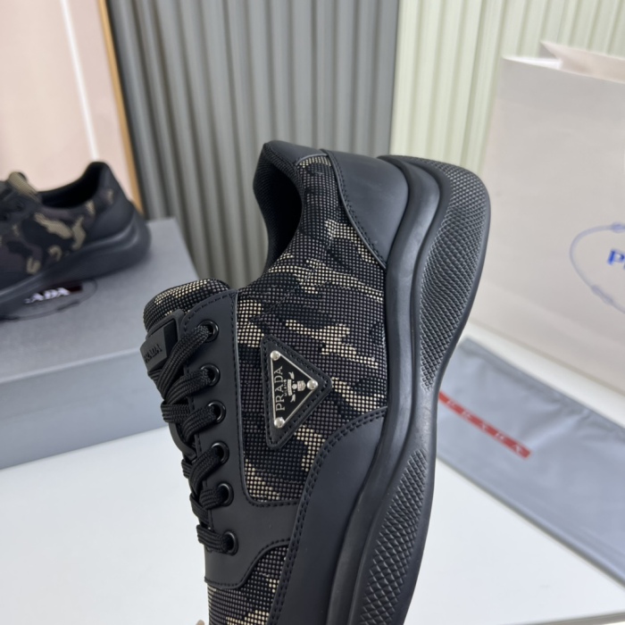 P*rada Top Sneakers Low CL 20230831-32