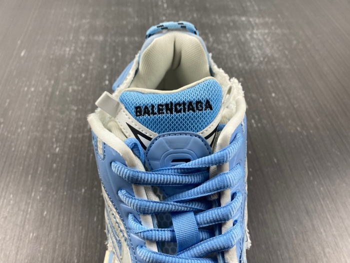 B*alenciaga runner AM 20230905-7