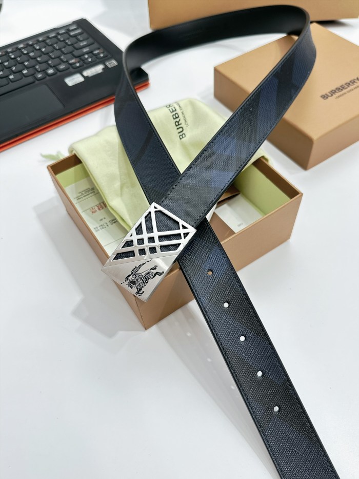 B*urberrry Top Belts  AT 20230905-110