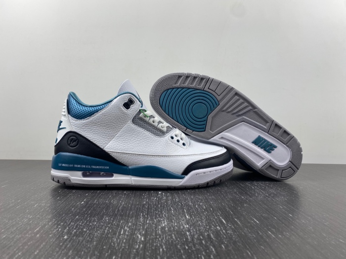 Air Jordan 3 Fragment 136064-660