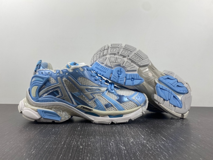 B*alenciaga runner AM 20230905-7